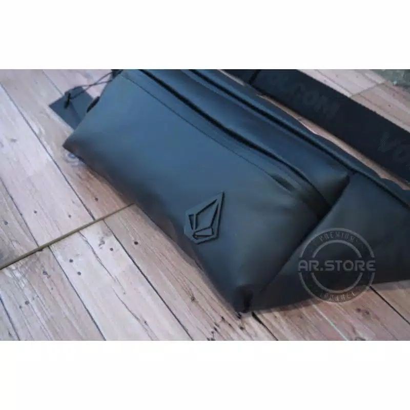 TAS VOLCOM WAISTBAG VOLCOM TAS SELEMPANG VOLVOM PREMIUM LOGO BESI