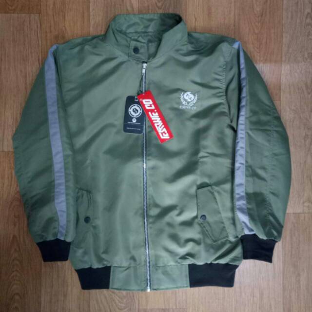 Jaket Varsity EMWE.CO