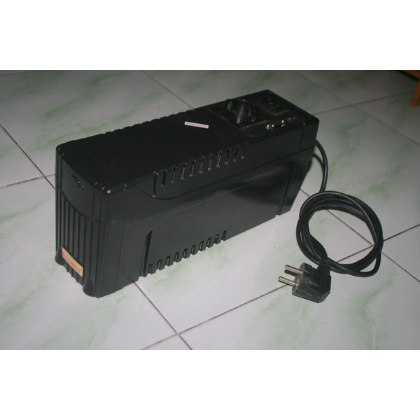UPS KENIKA KS600 600VA Bekas normal Tanpa Battery 12v to 220v 7Ah