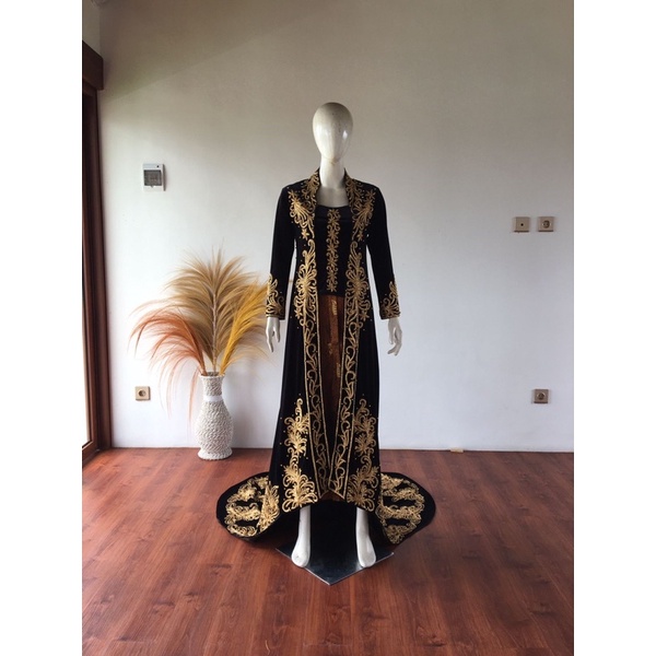 kebaya Kutubaru ekor/kebaya kutubaru