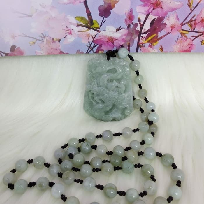 Natural kalung giok ukir naga