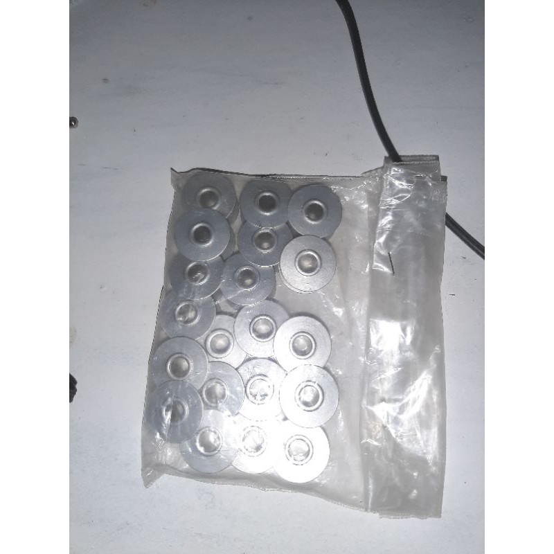 spul mika dan aluminium mesin jahit dan bordir portable juga mesin jahit lama hitam-Aluminium