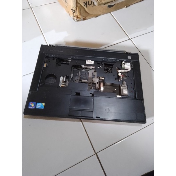 cesing dell latitude E6400