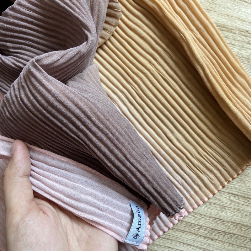 Anna pleats ombre batch 2/pashmina plisket gradasi/pashmina plisket ombre-Latte