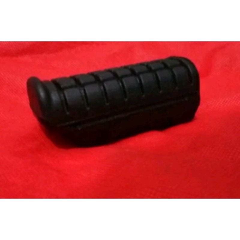 karet footstep depan cbr 150 Thailand dan NSR sp karet step depan cbr 150 thailand