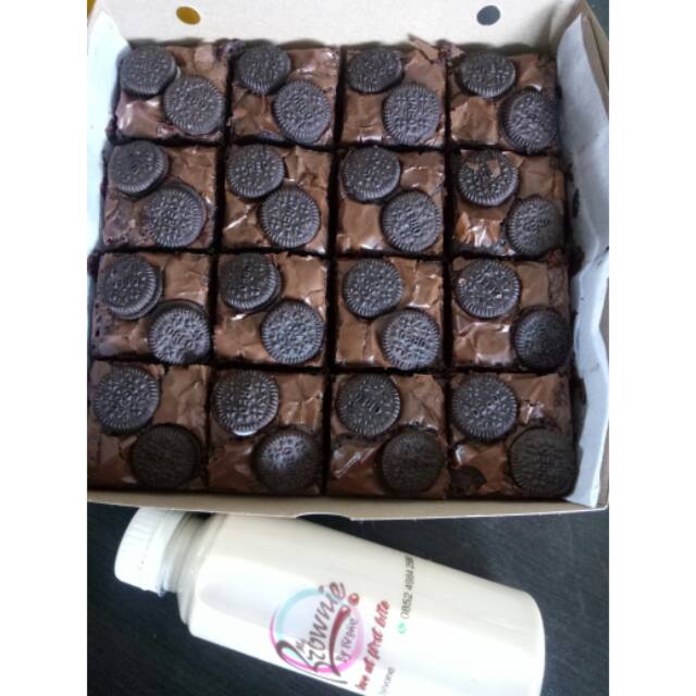 

mybrowniebyivone