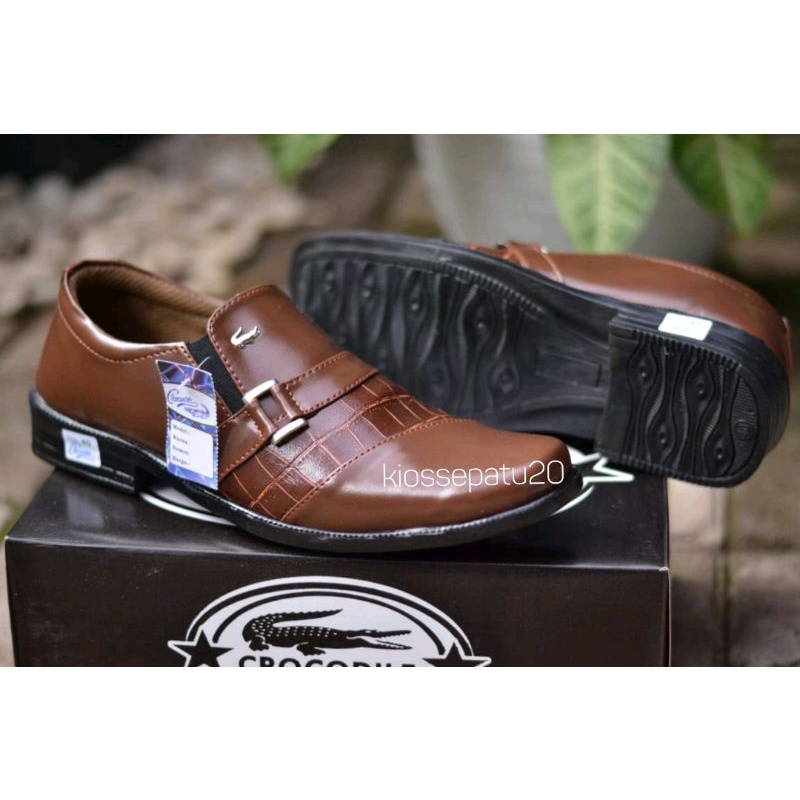 Slip On Crocodile Swedian Leather | Sepatu Pantofel - Sepatu Kerja Kulit