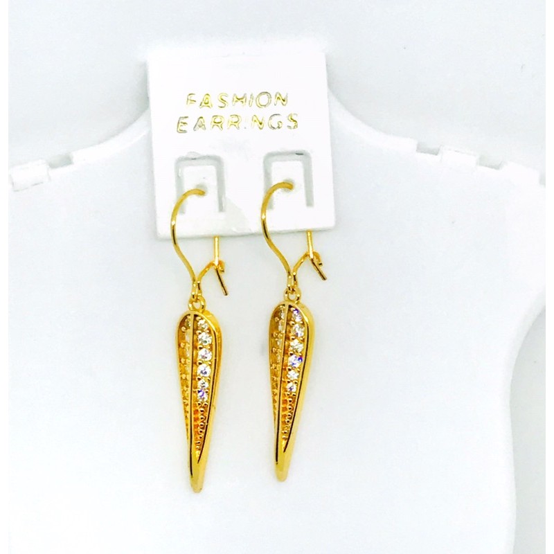 anting wanita //anting permata//anting gantung //perhiasan//anting