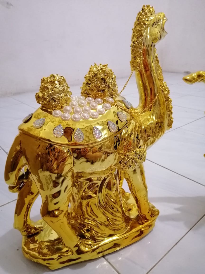 Pajangan Onta  Keramik/ Guci China Murah/pajangan Lemari Kaca