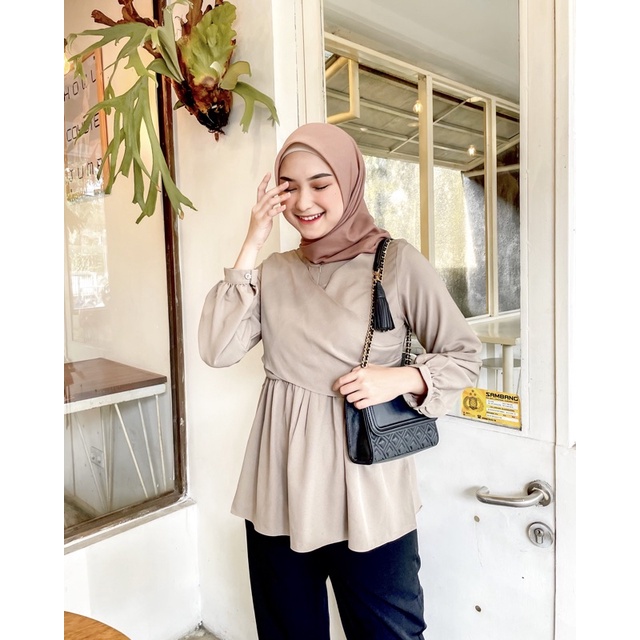 MAUDY blouse