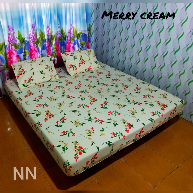 Sprei Home Made Motif Merry Cream