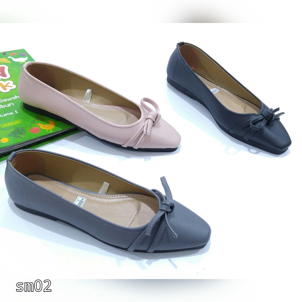 Borneo Sepatu Flat Flatshoes SM04 dan SM02 Variasi Tali by Xavyera (Dua Model Keren)