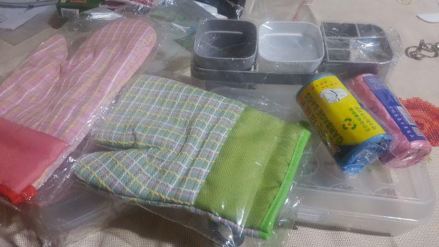 Fantacy.id  Kantong Plastik Sampah Warna 45x50 Cm 20 Pcs Per Gulung