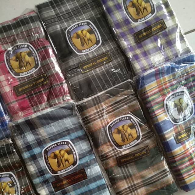 Sarung pria Gajah Gurun atlasan