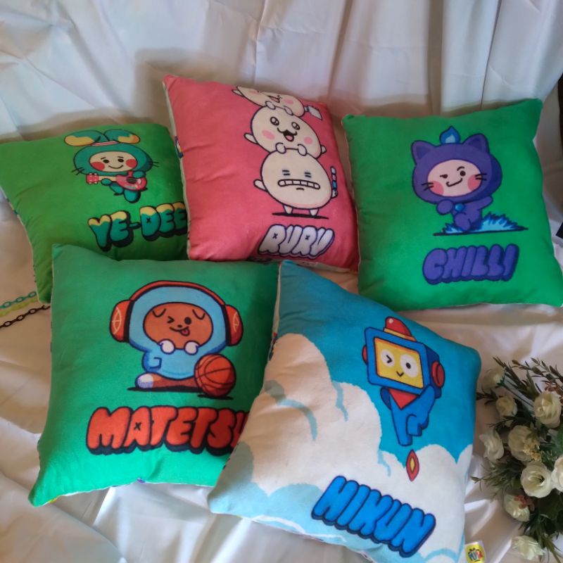 TRUZ PILLOW TREASURE PILLOW/ BANTAL TRUZ/FANMADE TRUZ DOLL/BANTAL CUSTOM/CUSTOM PILLOW