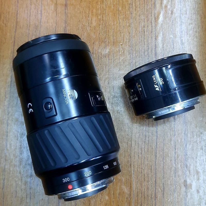 Lensa Minolta 75-300mm Dan Minolta Maxxum Af 50mm 1.7