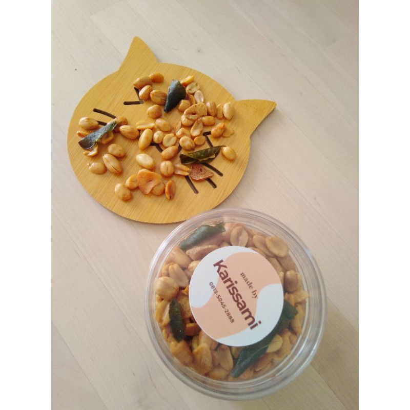 

Kacang Goreng Daun Jeruk 200 gram.
