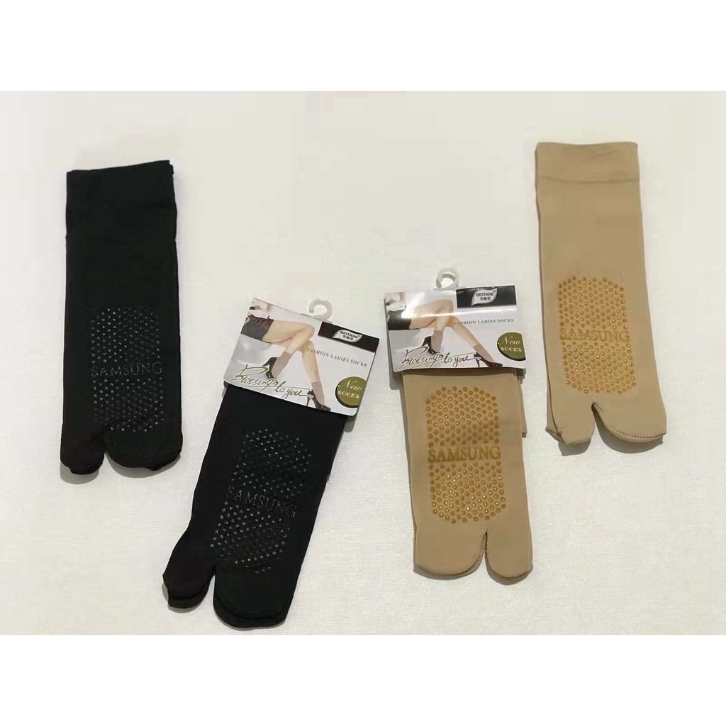 Kaos Kaki Jempol Korea Anti Licin / Jempol Samsung Muslimah Anti Slip Warna Hitam Cream