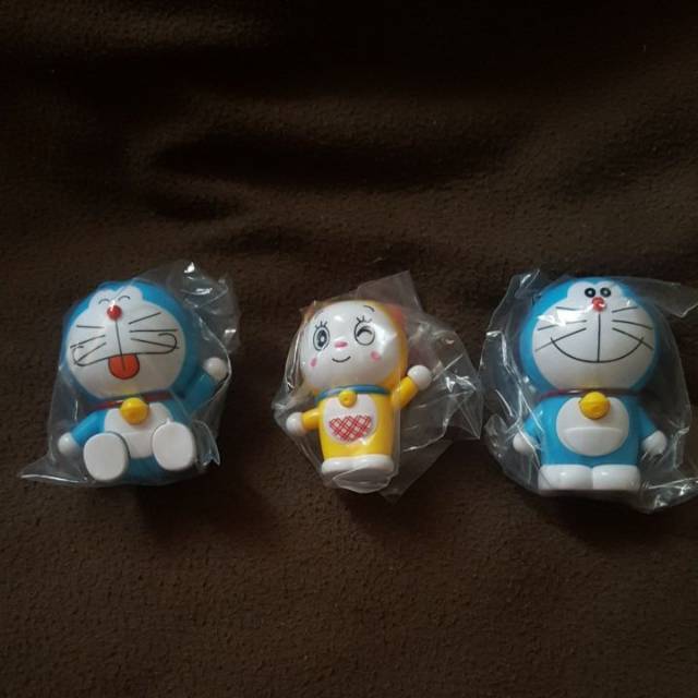 (NEW) READY EMCO FIGURINE DORAEMON