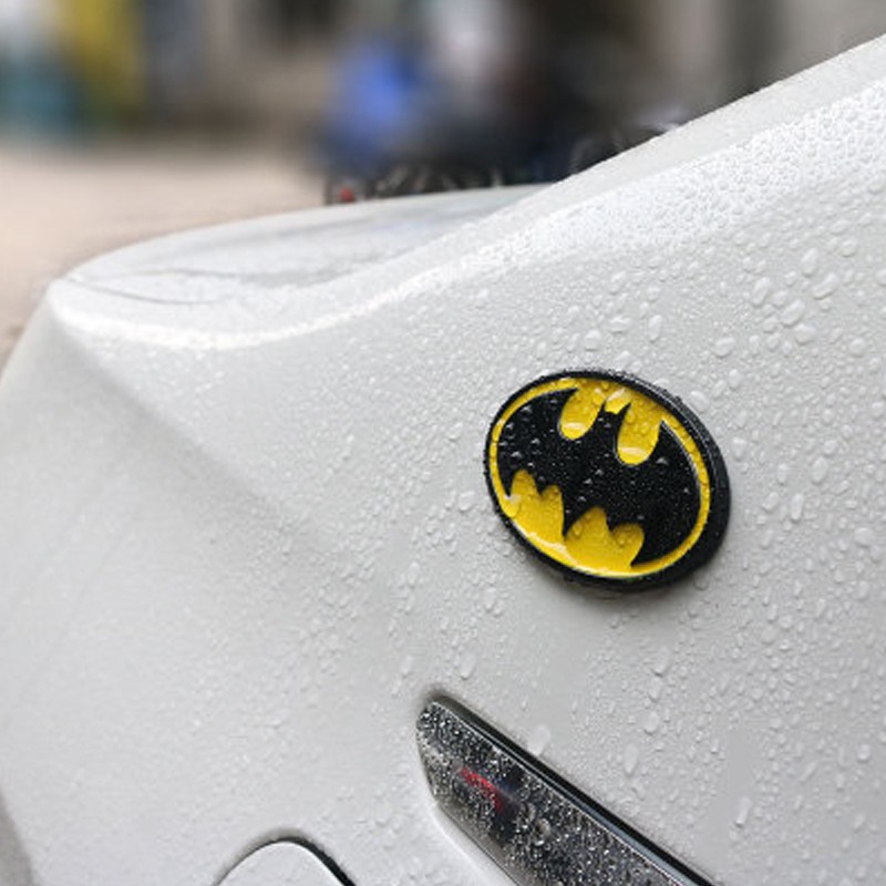 2Pcs Stiker Emblem Logo Batman Dark Knight 3D Bahan Metal Warna Hitam Untuk Mobil