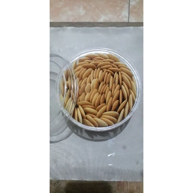 

Lidah Kucing Garing
