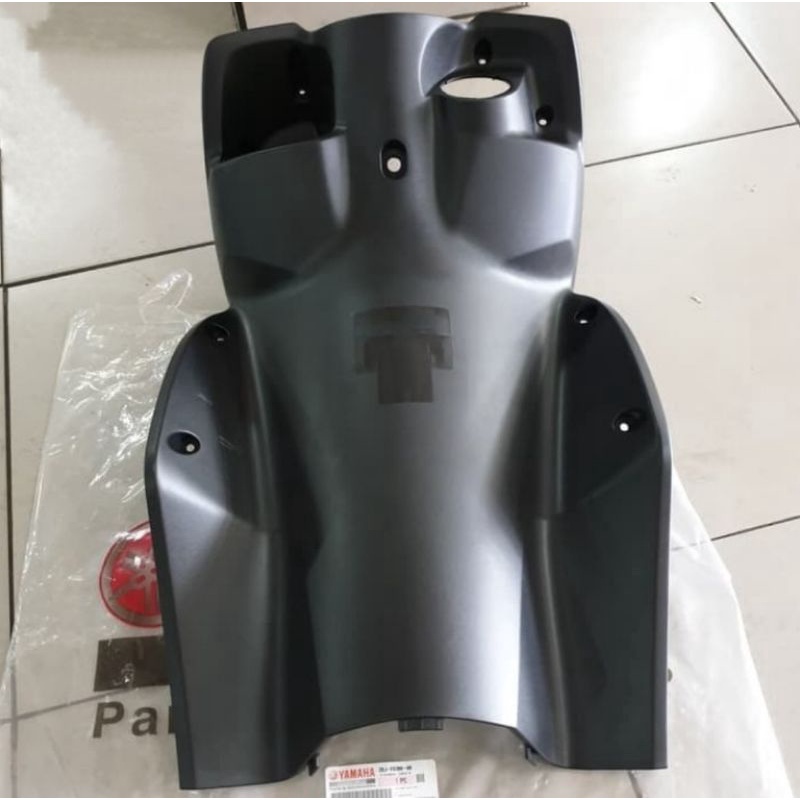Dasbor Dashboard Legshield Dalam Besar Yamaha Mio Mio GT Pelindung Kaki Tengah Original Asli YGP
