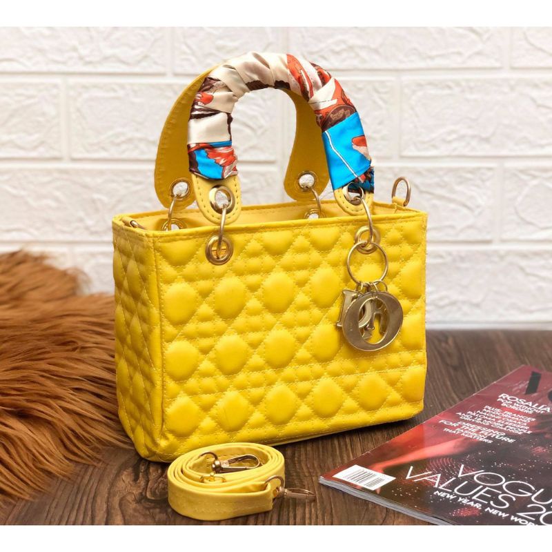 TAS DIR LEDY FREE ACC DIR SYAL DN POM&quot;#SIZE 21×15cm