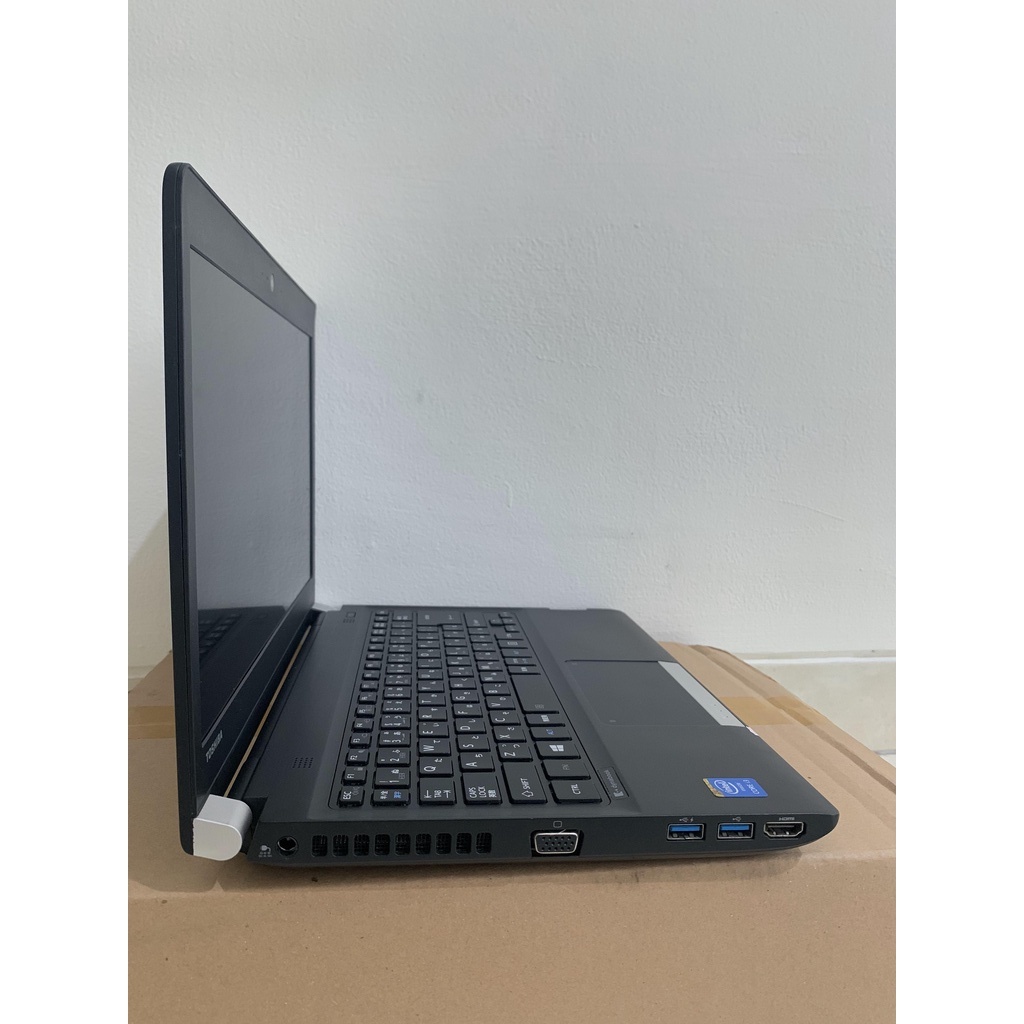 Laptop-Murah-Toshiba Dynabook-R734-Corei3Gen4-Ram4G-HDD320GB-Kamera-DVD-Design-Gaming-Slim-Win10-Siap Pakai