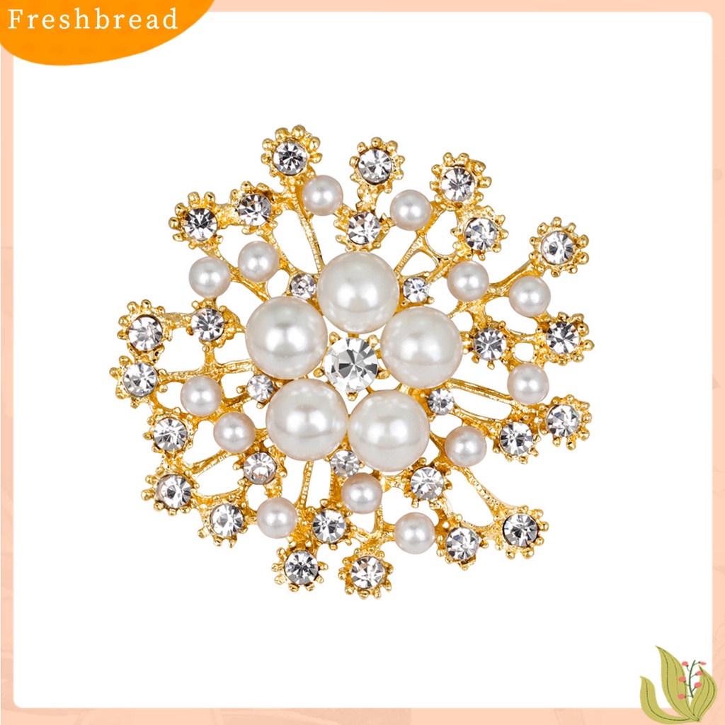 [ TERLARIS]Ladies Snowflake Faux Pearl Rhinestone Decor Brooch Pin Corsage Fashion Gift