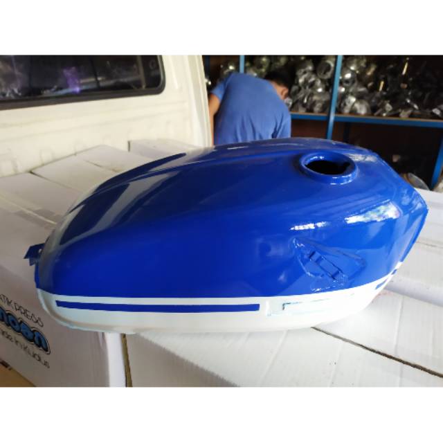Tangki CB Glatik Biru list putih
