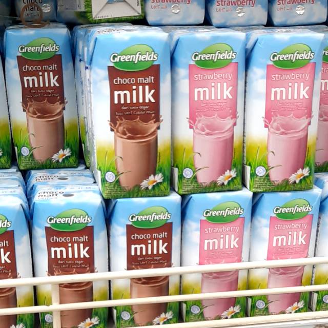 

TERMURAH Susu Greenfields Milk UHT Chocomalt Strawberry Full Cream 200 ml