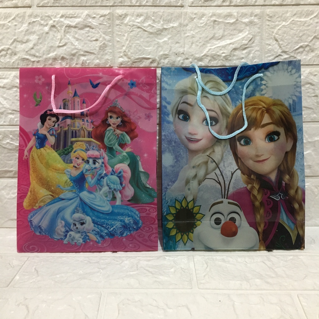 

Tas Ulang Tahun / Paper Bag Karakter size S