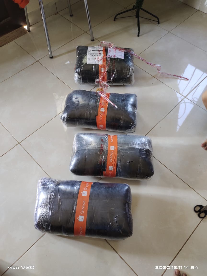 Bantal Duduk-bantal Lesehan (60x60cm Dan 60*55cm) Diukur Setelah Diisi Silikon)