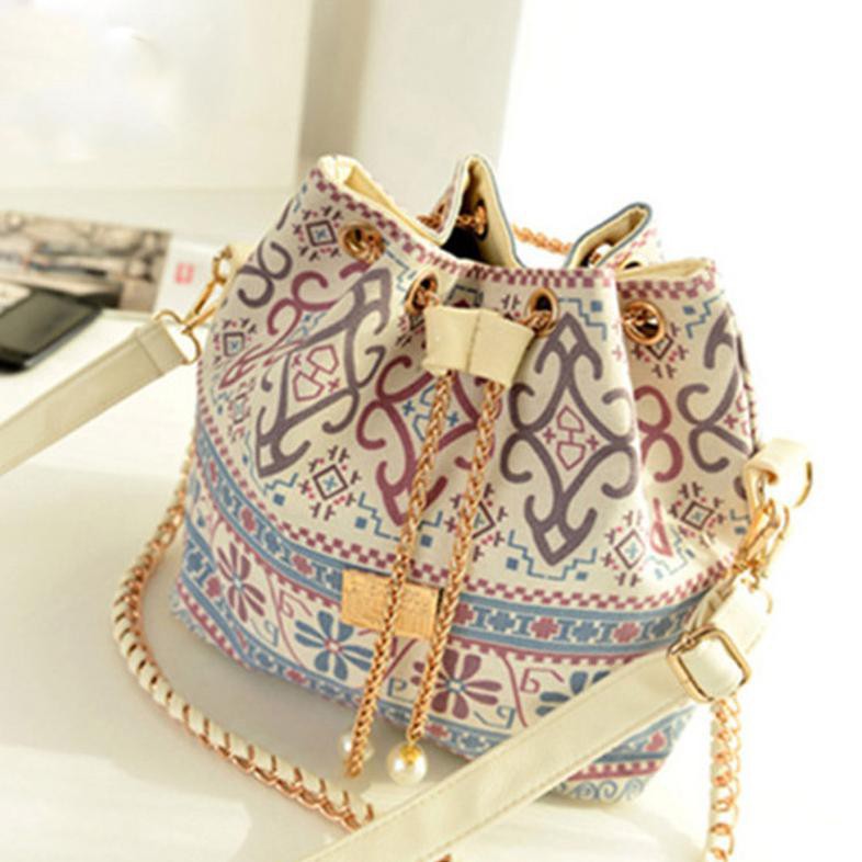 Grab Medan Tas Selempang Wanita Drawstring - XK074 - White JIUERYI