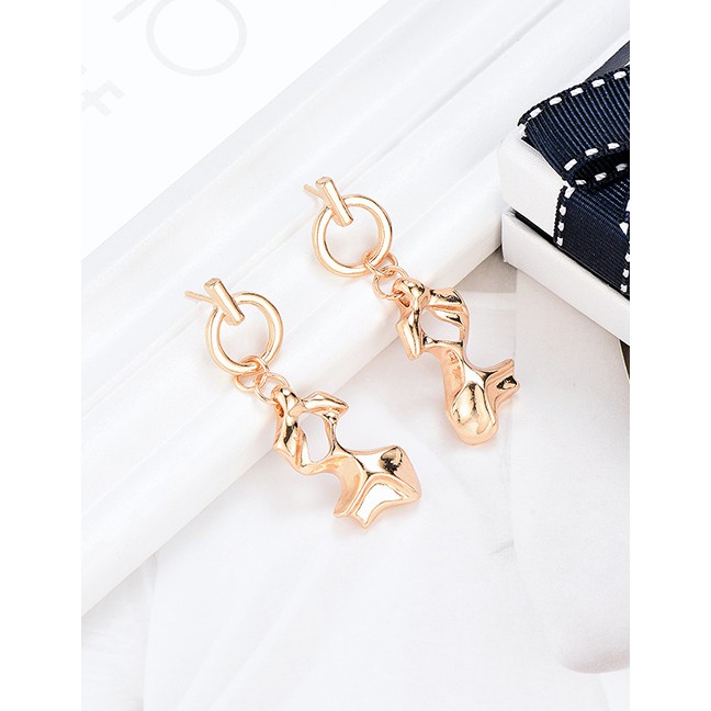 LRC Anting Tusuk Fashion Gold Zinc Alloy Geometric Earrings F69374