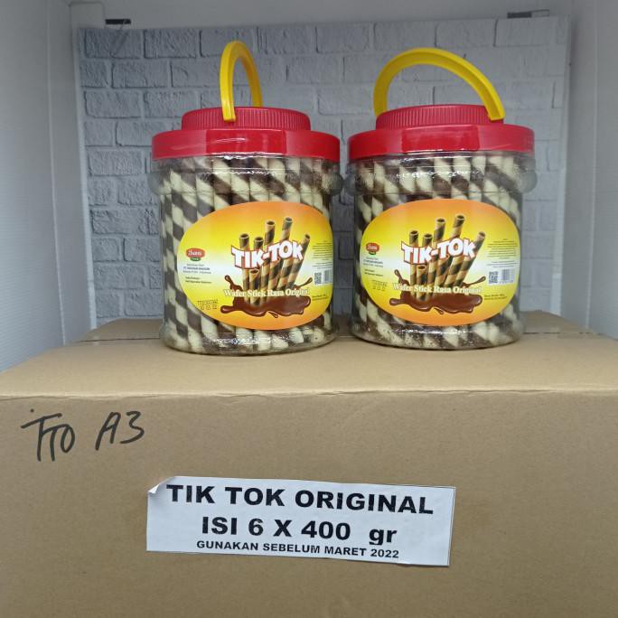 

TERBARU TIK TOK WAFER STICK ORIGINAL 400G 1DUS (ISI 6TOPLES)