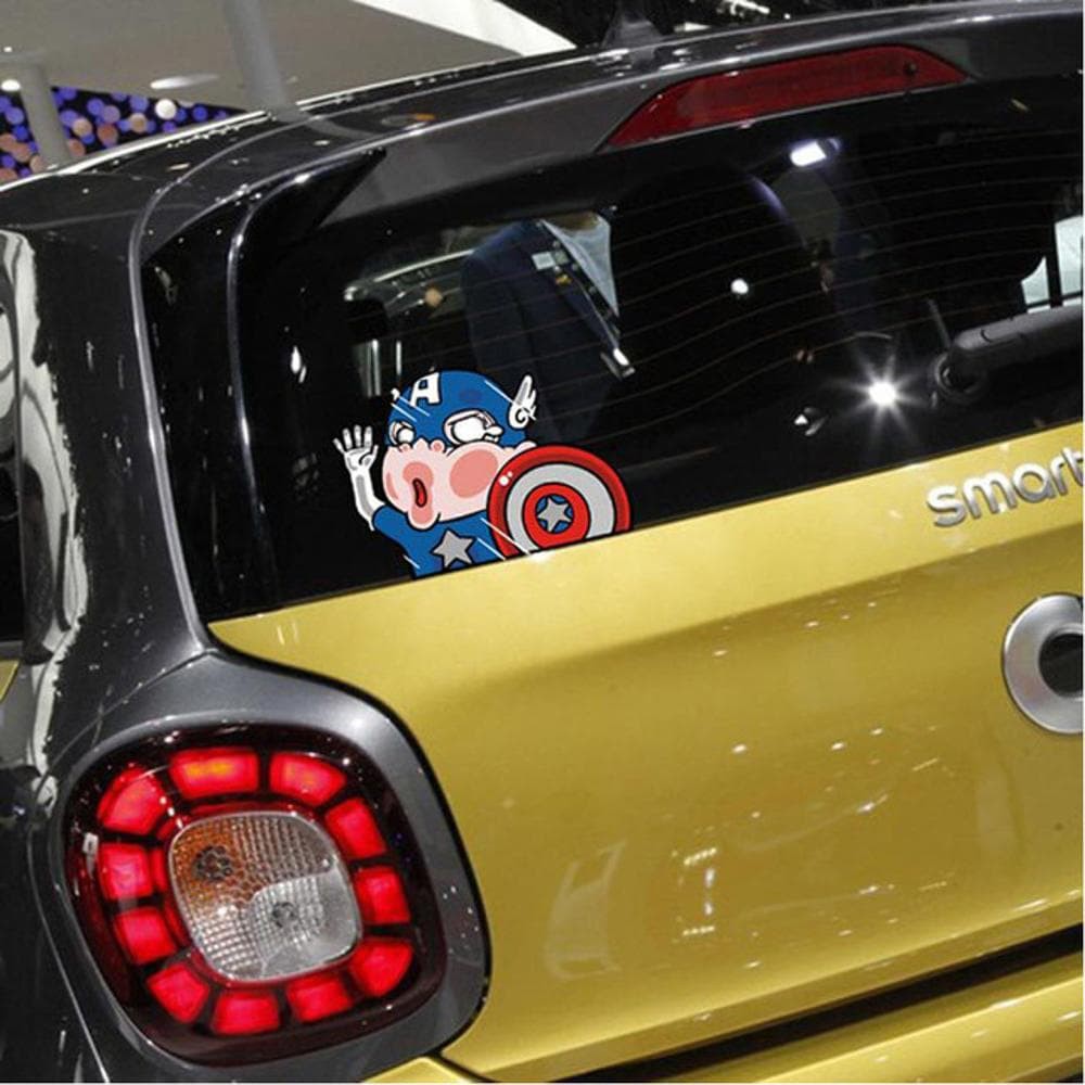 Aksesoris Mobil Stiker Captain America Tabrak Kaca Hit the Glass Lucu