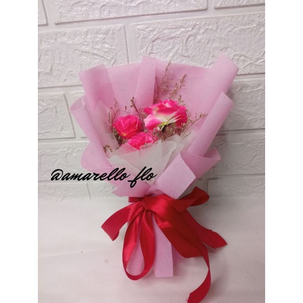 buket wisuda murah/ buket lamaran/ buket bunga/ buket bunga kering/ hadiah wisuda/kado pernikahan/bo