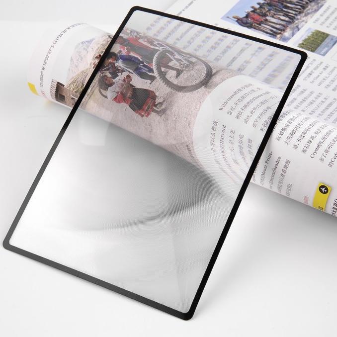 Aksesoris : Kaca Pembesar Baca Buku 3X PVC