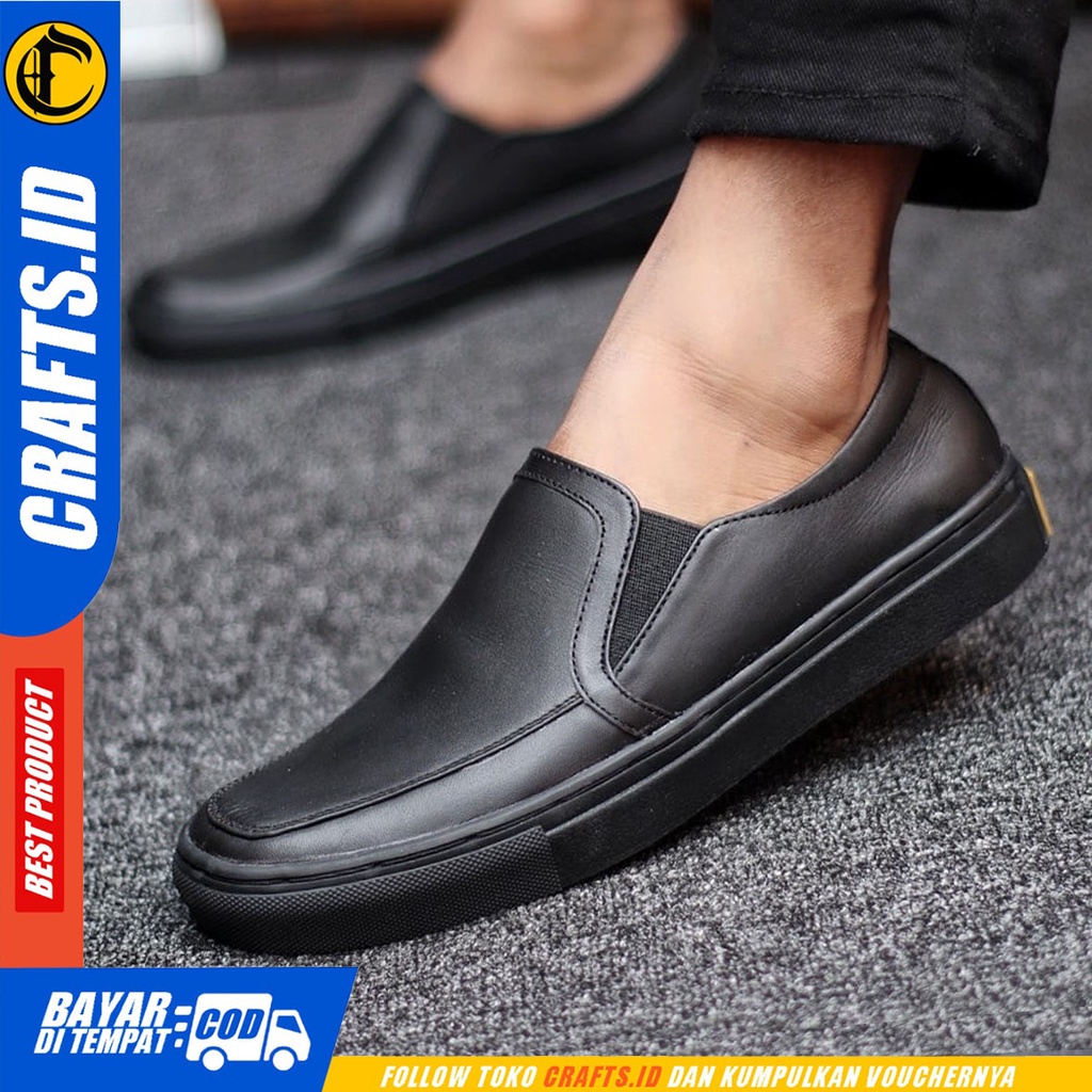 CRAFTS Mori - Sepatu Slip On Pria Casual Kulit Asli