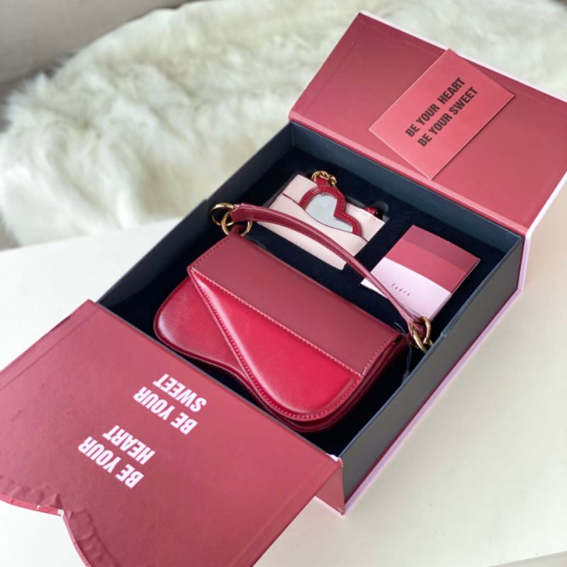 P069 Pedro Special Edition Gift Set Crossbody Bag