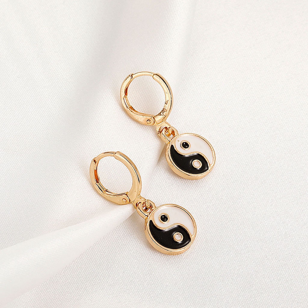 Hu Hu Hu Hu Hu Alat Bantu Pasang Kacamata♡ 1 Pasang Anting Hoop Tindik Desain Yin Yang Warna-Warni Gaya Tradisional Untuk Pesta