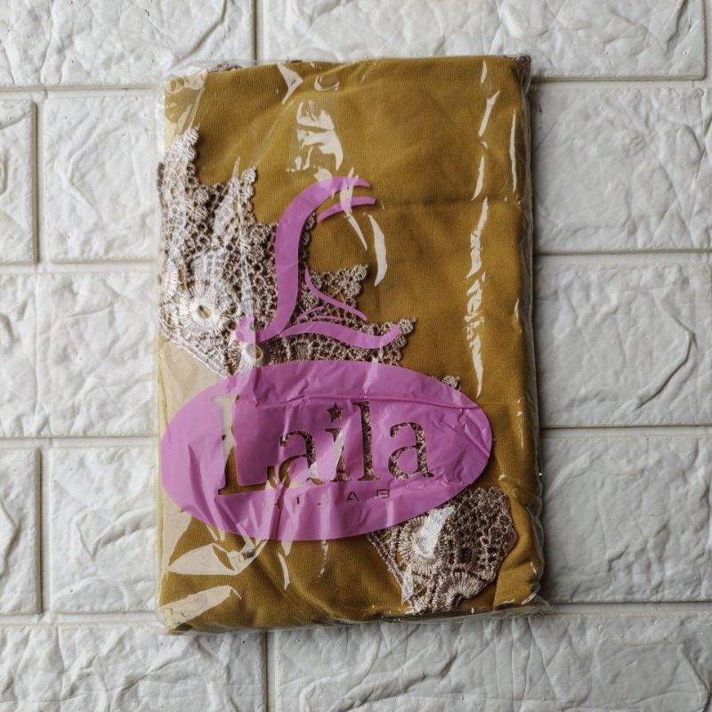 JILBAB INSTAN CASIL LAILA LIST TEPI FULL RENDA-Mustard