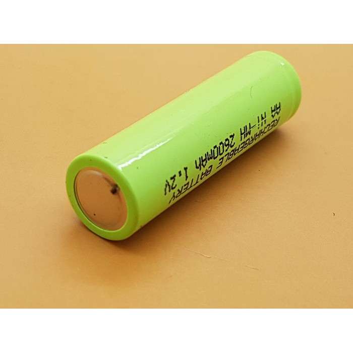 Baterai RECHARGEABLE BATTERY AA NIMH 2600mAh 12V batterai charger