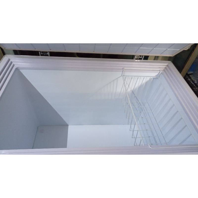 kulkas freezer sanyo ASI  frozen food sekon second prelove preloved NEGO