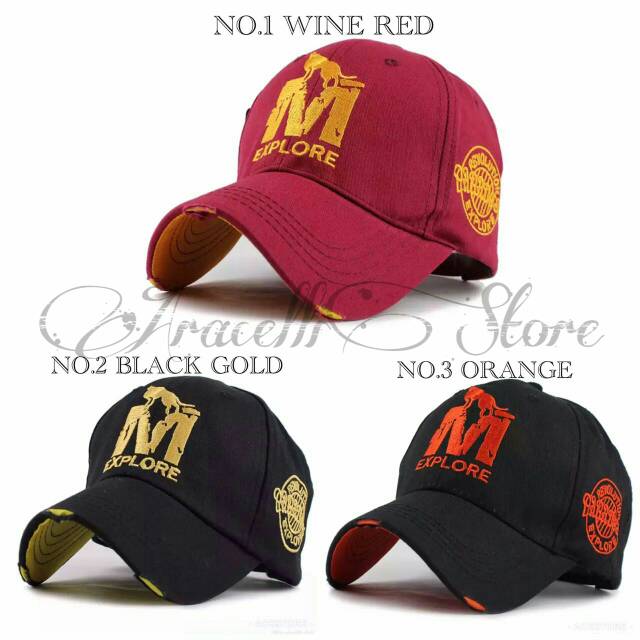 Topi Inisial Huruf M - Aracelli Store