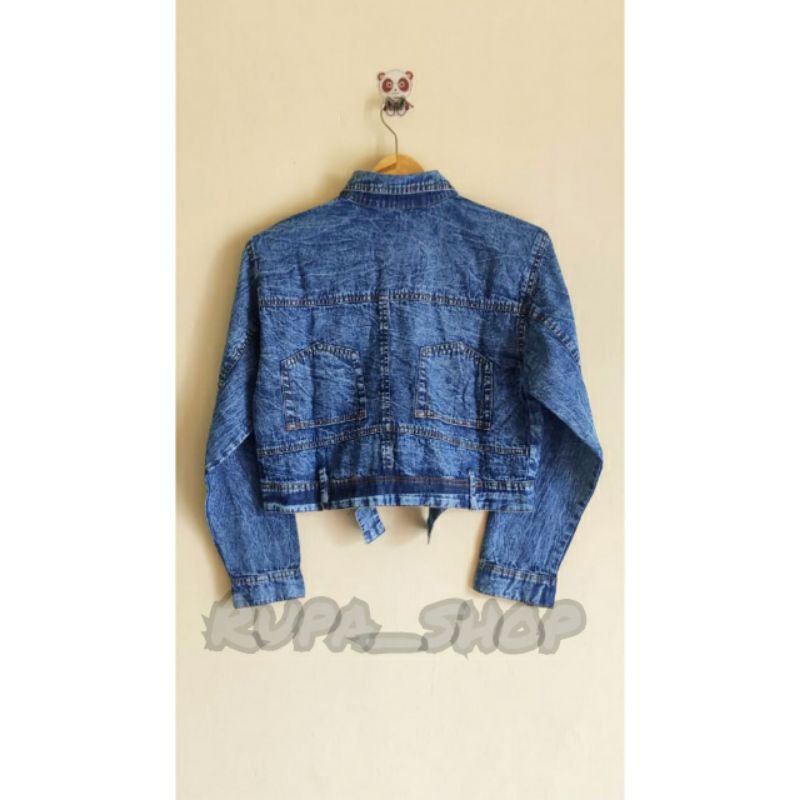 SNOWANSH JAKET JEANS CROP WANITA SAKU BELAKANG