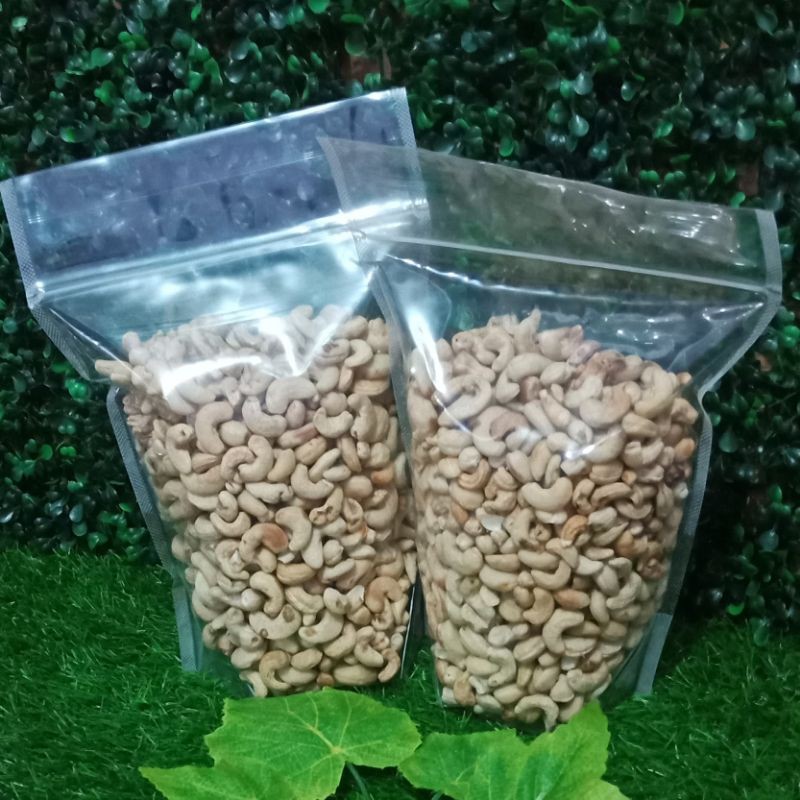 

Kacang Mede Mentah 1kg