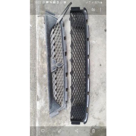 grill atas bawah mitshubishi outlander.