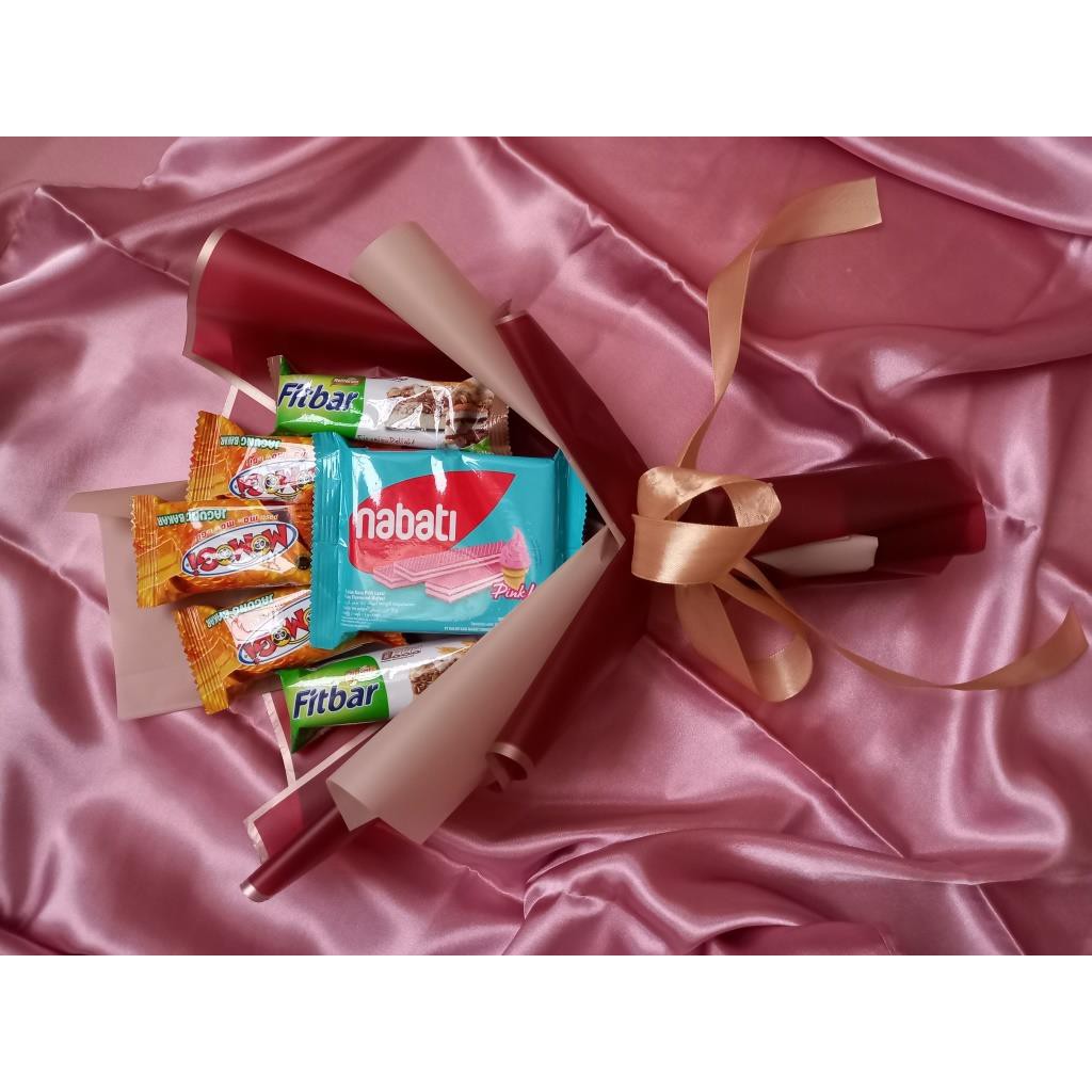 

[MINI]CUSTOM ORDER - HADIAH WISUDA - KADO WISUDA - MINI BUKET -BUCKET SNACK - BUKET SNACK